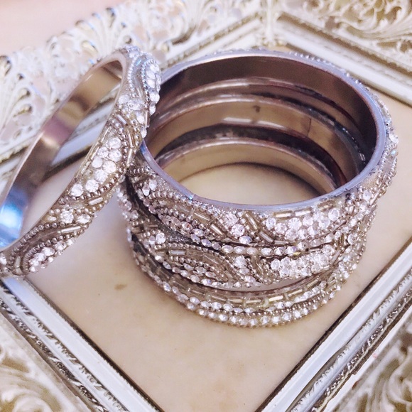 CHIMAK BY PRIYA KAKKAR • Silver Glitz Bangle Set - Picture 4 of 5